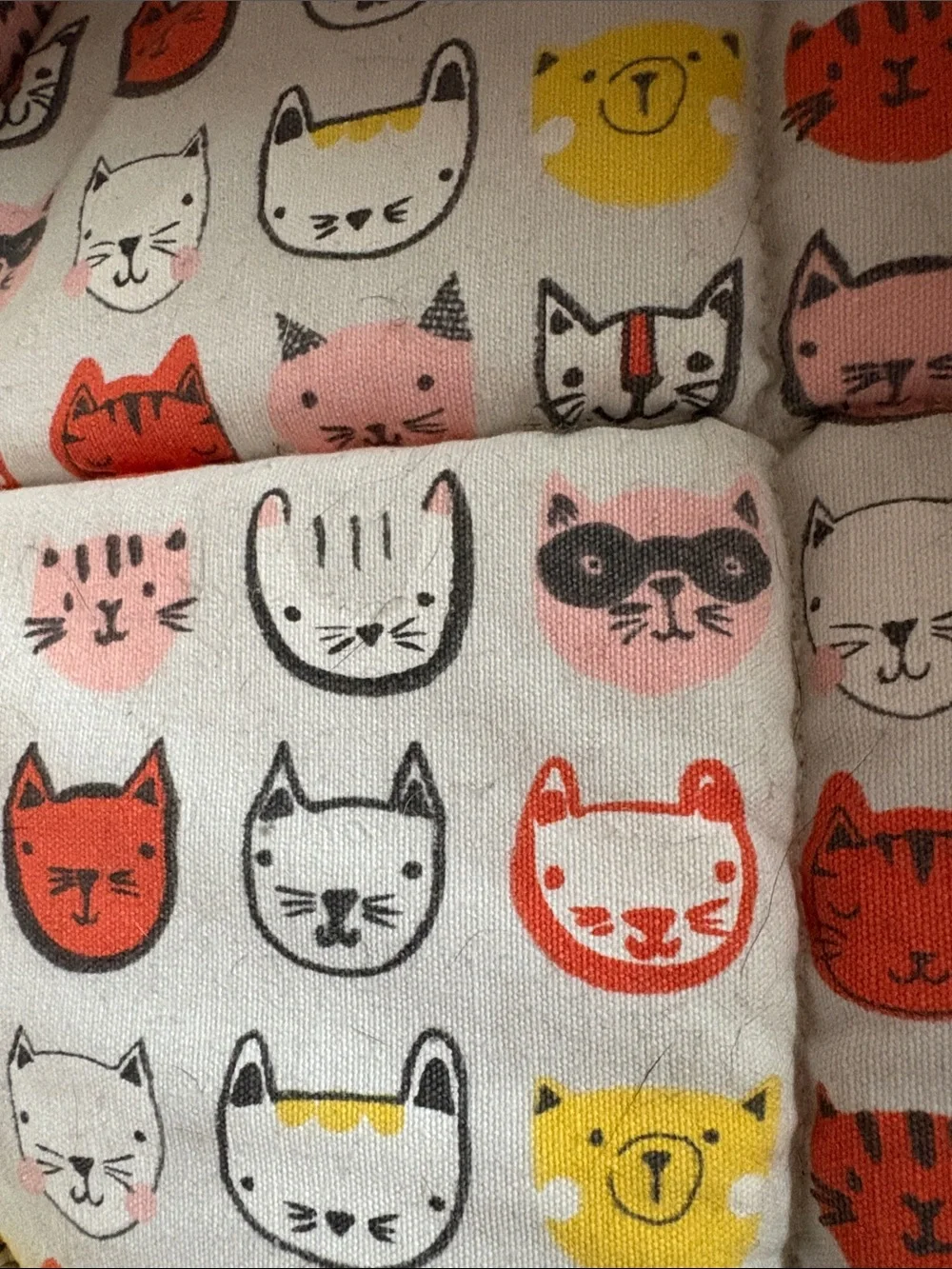 WISKERS & Co Cat Bed Small